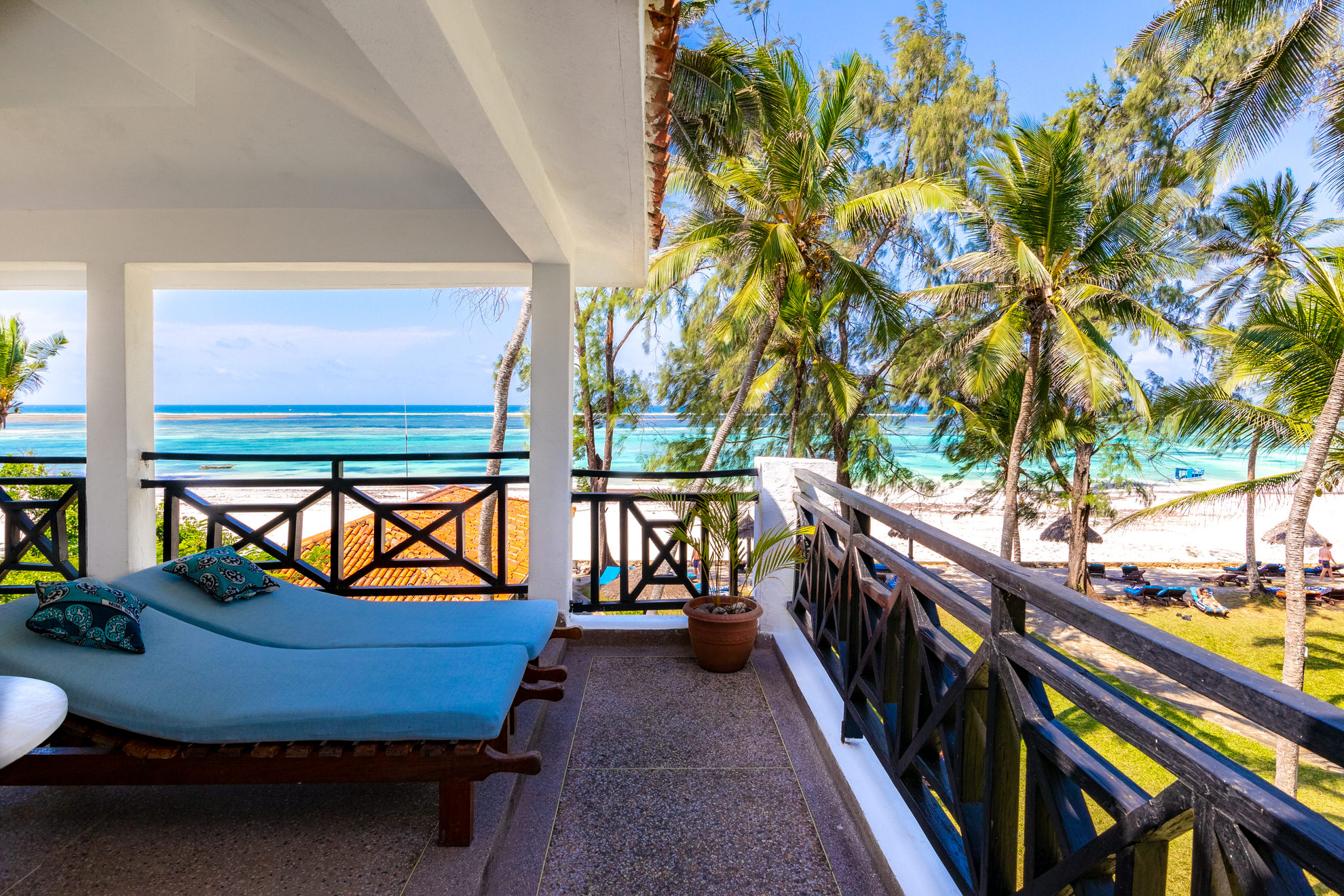 Diani-Sea-Resort-Ocean-Suite-09